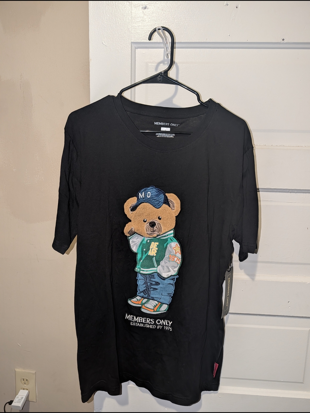 Members Only Men’s NWT Black Embroidered Teddy Bear Graphic Tee L